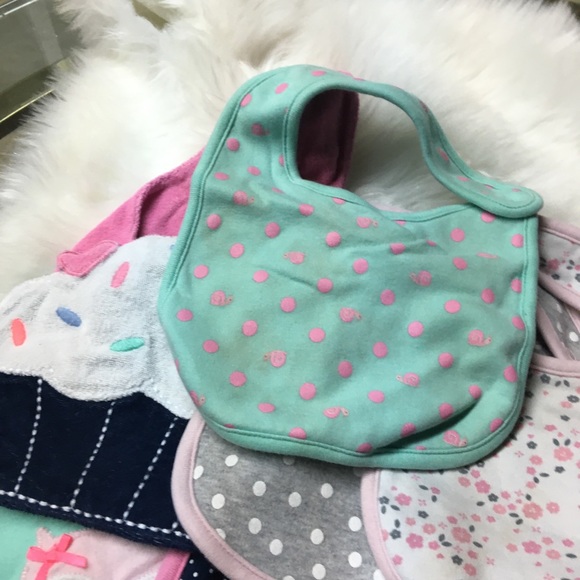 Baby bibs - Picture 2 of 16